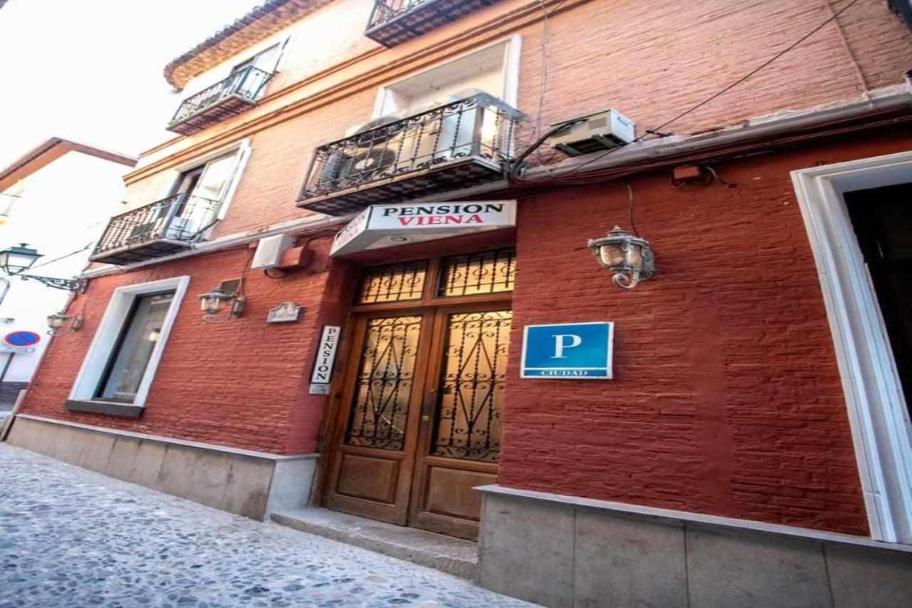 Hostal Viena Plaza Nueva Granada Ngoại thất bức ảnh
