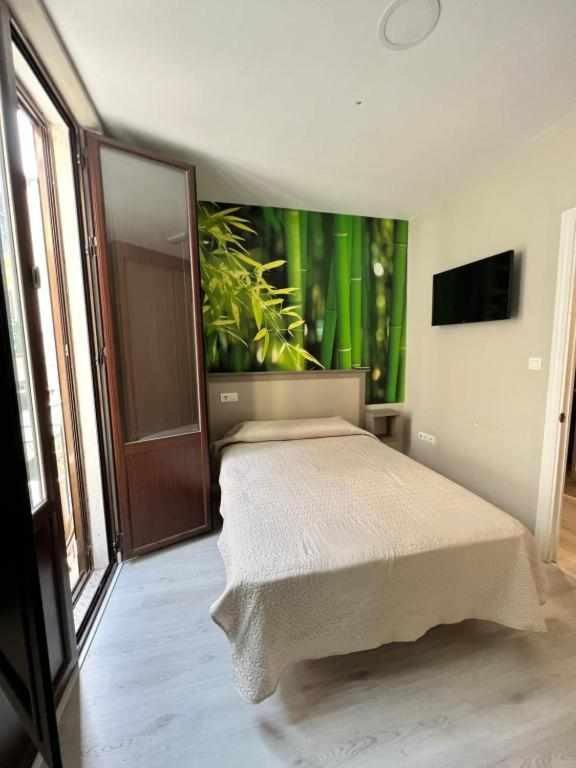 Hostal Viena Plaza Nueva Granada Ngoại thất bức ảnh